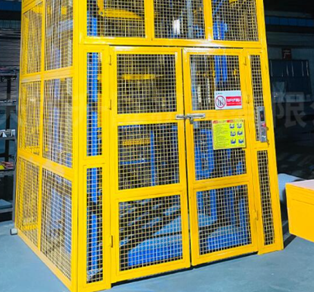 水城货梯可以安装在室外吗